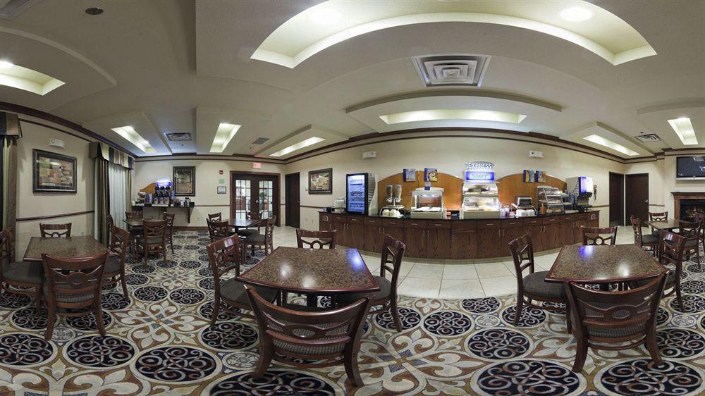 Holiday Inn Express Hotel & Suites Mcpherson, An Ihg Hotel Luaran gambar