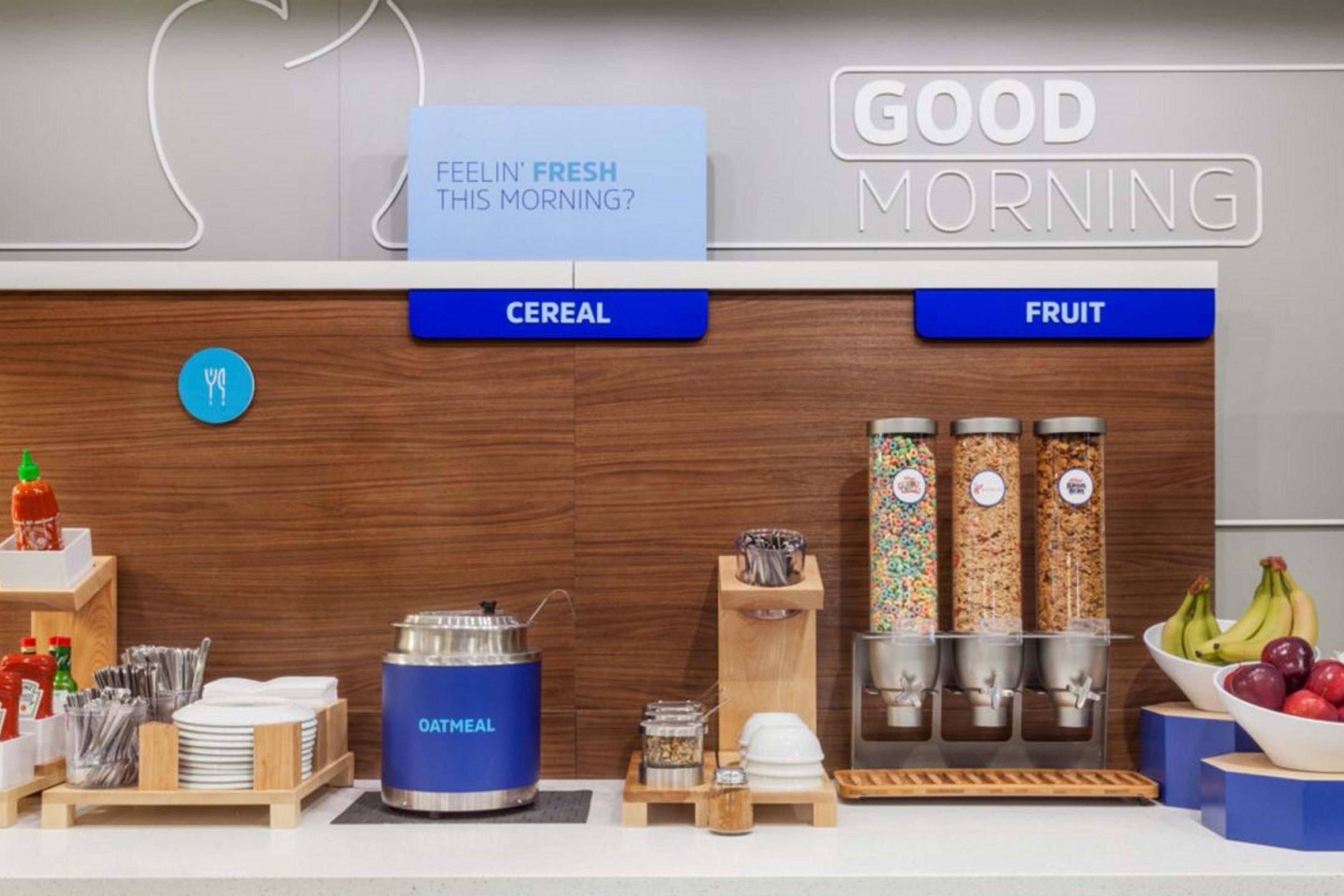 Holiday Inn Express Hotel & Suites Mcpherson By Ihg Luaran gambar